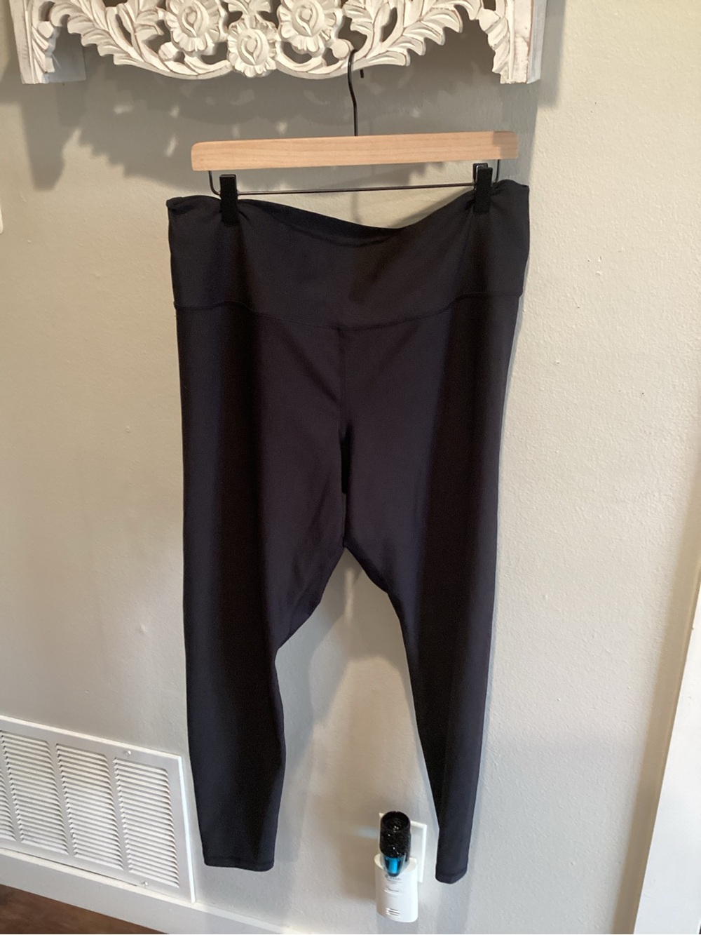 EUC - Old Navy - High-Waisted Black Active Leggings - Sz XXL!